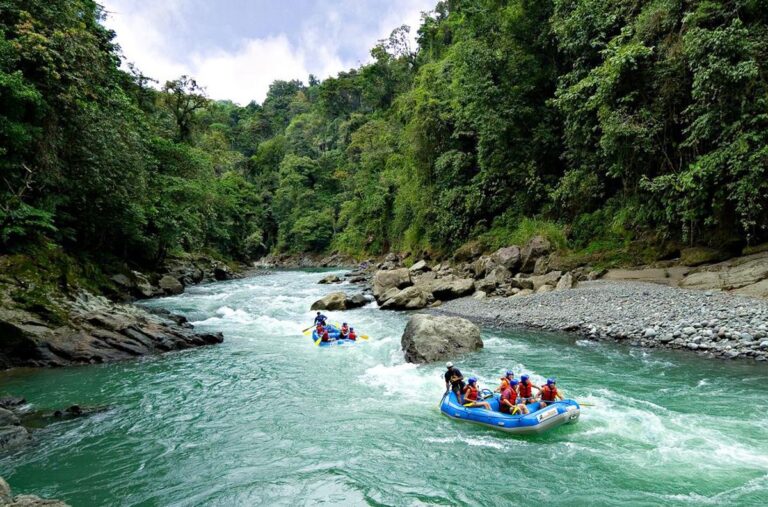 White Water Rafting Adventure on the Stunning Pacuare River - photo 2